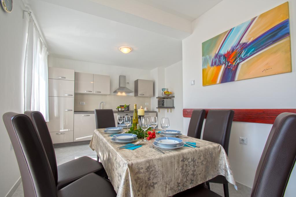 Apartment Marty Криквеница Екстериор снимка