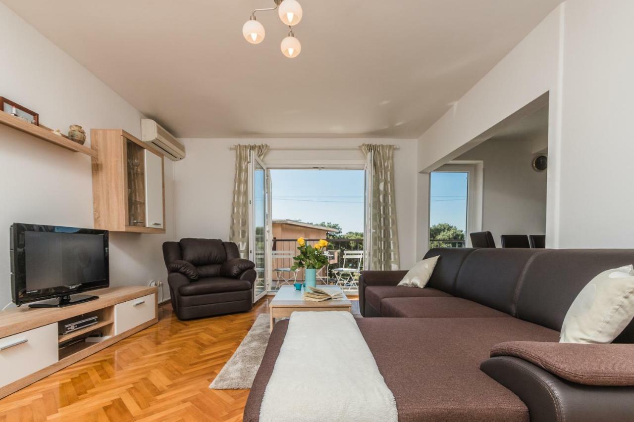 Apartment Marty Криквеница Екстериор снимка